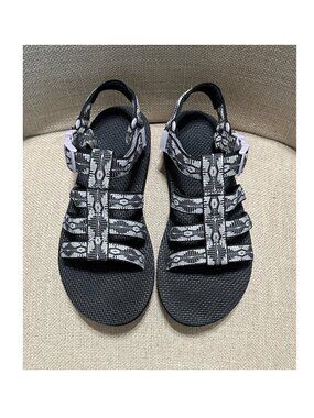 Teva Classic Women's Sandals Size 9